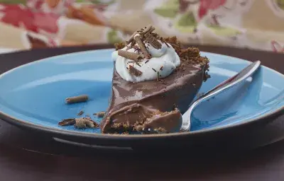 Creamy Chocolate Pie