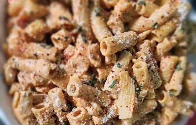 Pink Alfredo Pasta Pink Alfredo Pasta