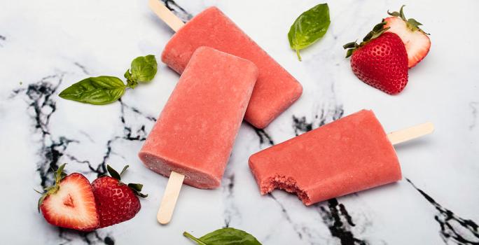 Strawberry Smoothie Popsicles | Nestlé Recipes