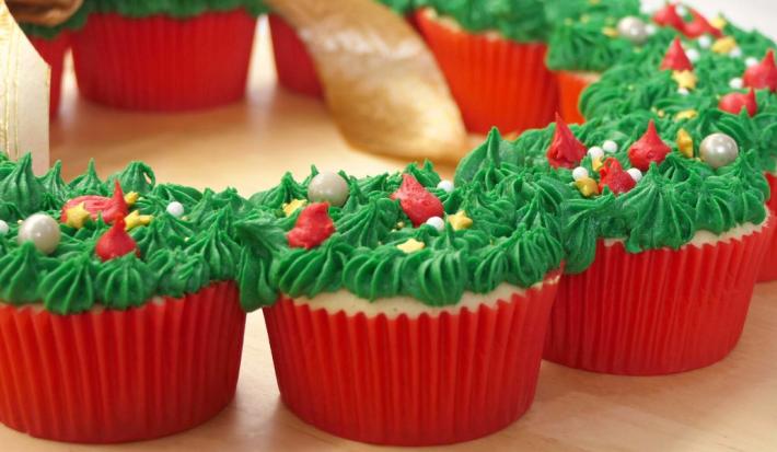 Cupcake Wreath